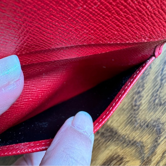 ⚡️Louis Vuitton Red Epi Pocket Organizer - Picture 6 of 13